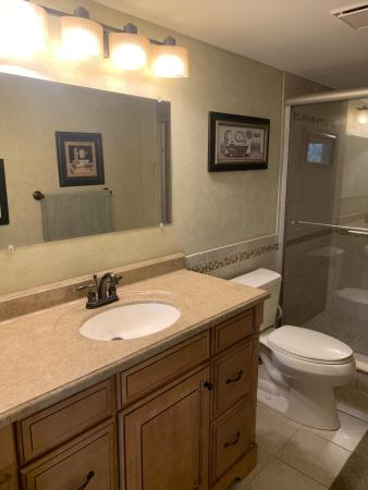 Huntington Lakes 1, 6585 Kensington Ln #202, Delray Beach, Florida 33446, image 2