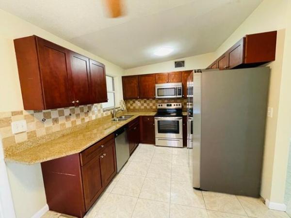 Forest Hill Village, 5937 Queen Anne Rd, West Palm Beach, Florida 33415, image 3