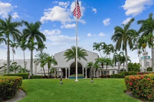 Palm Isles, 7396 Lake Meadow Way #102, Boynton Beach, Florida 33437, image 2