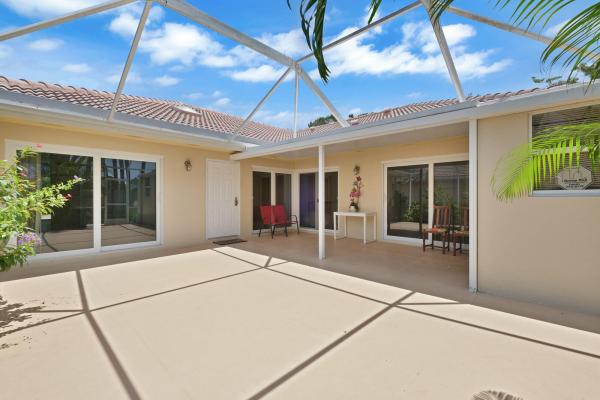 Sunterrace At The Gardens, 9124 Sun Terrace Cir #D, West Palm Beach, Florida 33403, image 2