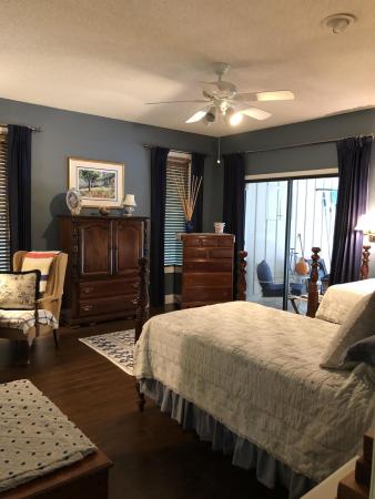 Pinewood East Of Wellington, 12355 Areaca Dr, Wellington, Florida 33414, image 2