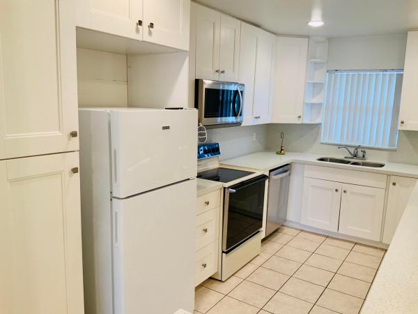 Fernley 3 At Cresthaven Townhomes, 5730 Fernley Dr E #27, West Palm Beach, Florida 33415, image 3