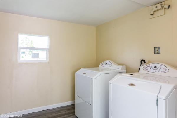 Park Manor, 1830 Avenue G, Riviera Beach, Florida 33404, image 2