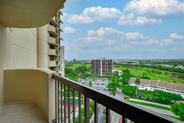 The Envoy, 2450 Presidential Way #1405, West Palm Beach, Florida 33401, image 1