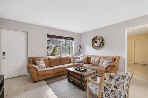 Oak Grove, 1001 SW 32nd Ct, Fort Lauderdale, Florida 33315, image 1