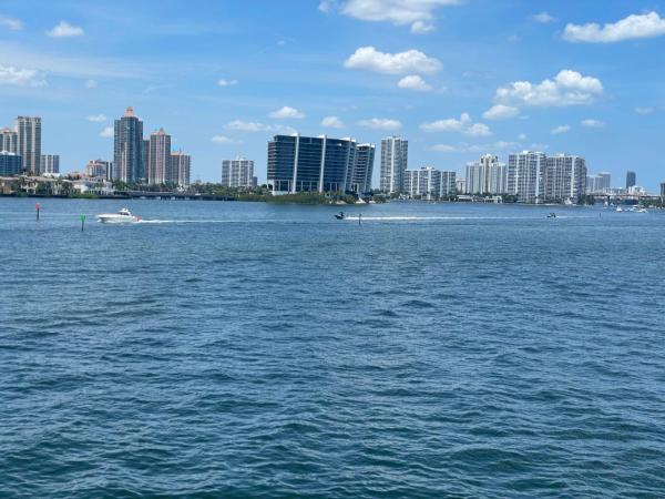 Winston Towers 500, 301 174th St #418, Sunny Isles Beach, Florida 33160, image 1