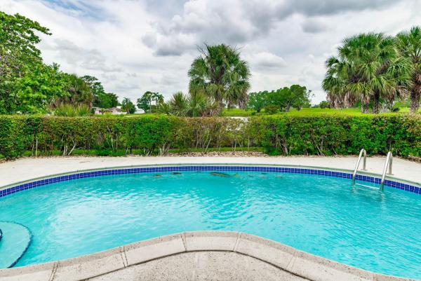 The Willows, 106 Mallard Ct, Royal Palm Beach, Florida 33411, image 2