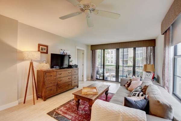 Boca Bayou, 21 Royal Palm Way #1060, Boca Raton, Florida 33432, image 1