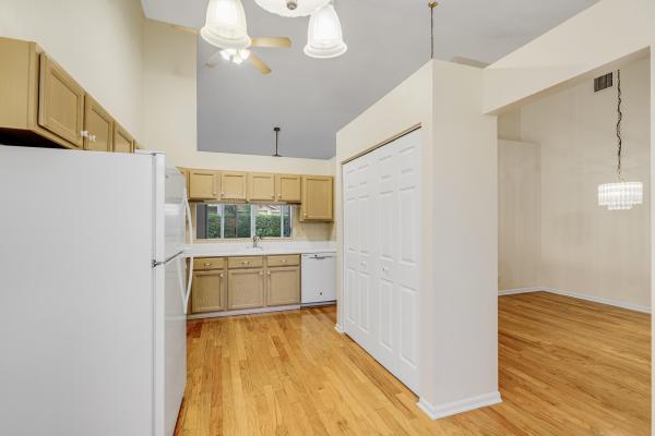 2732 Quaking Leaf Ln, Boynton Beach, Florida 33436, image 2