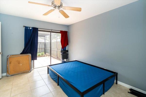 1305 Peppertree Trl #D, Fort Pierce, Florida 34950, image 2