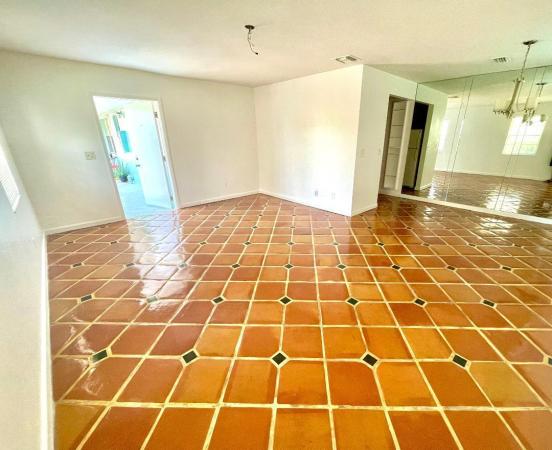 Jo-Myrt Suites, 301 N L St #202, Lake Worth Beach, Florida 33460, image 1