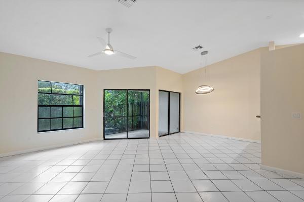 Wellington Place, 13520 Fountain View Blvd, Wellington, Florida 33414, image 2