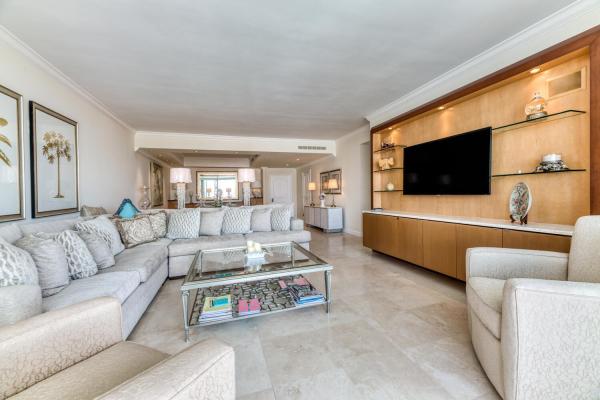 Winthrop House, 100 Worth Ave #PH-15, Palm Beach, Florida 33480, image 1