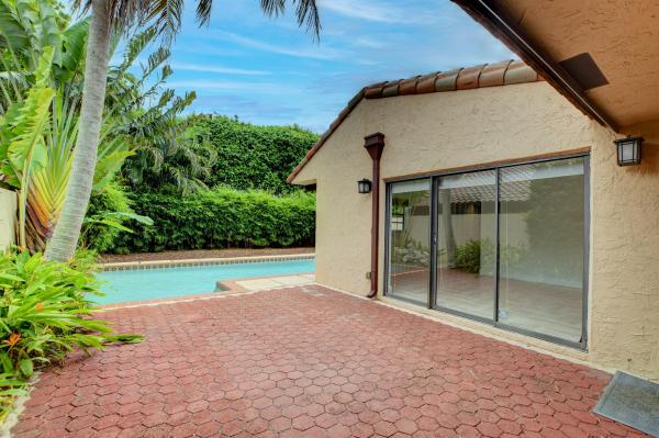 Patios Del Mar, 5967 Patio Dr #5967, Boca Raton, Florida 33433, image 3