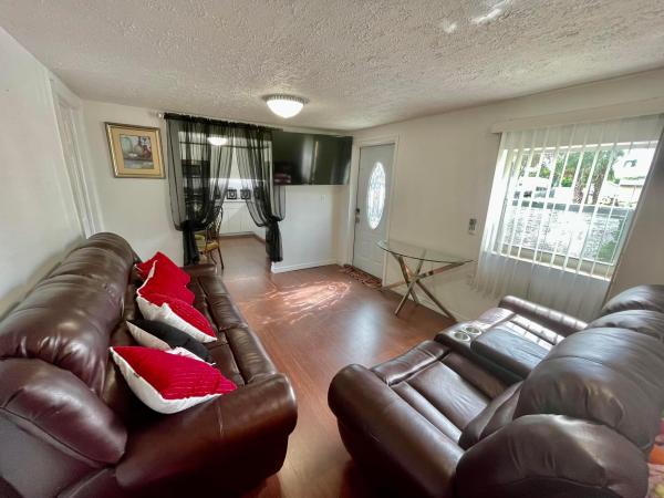 Holt Estates, 1235 Kent St, West Palm Beach, Florida 33415, image 1