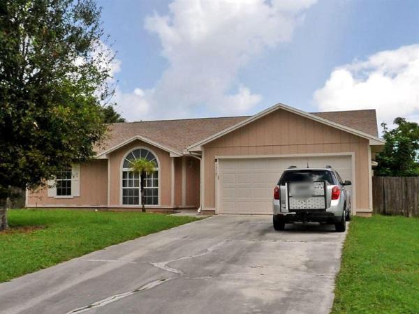 Floresta Pointe, 1319 SE Naples Ln, Port St. Lucie, Florida 34983, image 2