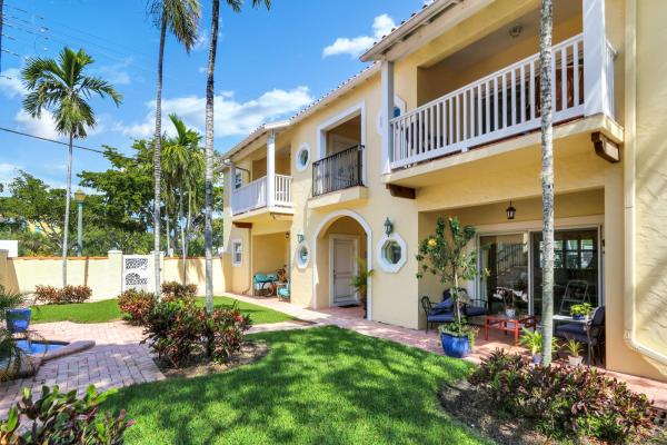 Pineapple Place, 95 NE 4th Ave, Delray Beach, Florida 33483, image 1