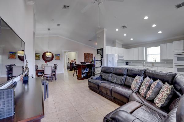 Newport Isles, 1725 SW Jamesport Dr, Port St. Lucie, Florida 34953, image 2