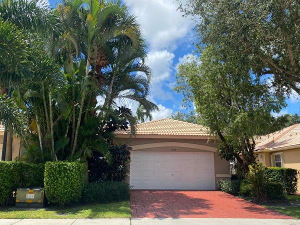 Palm Isles West, 9531 Crescent View Dr, Boynton Beach, Florida 33437, image 1