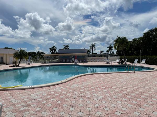 Ashley At Cresthaven Villas, 2946 Ashley Dr E #H, West Palm Beach, Florida 33415, image 1