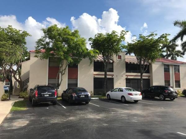 Quatraine, 20065 NE 3rd Ct #O3, Ives Estates, Florida 33179, image 2