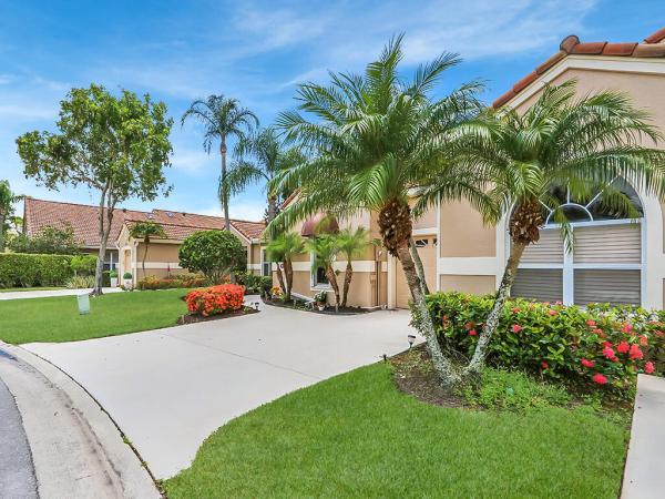 Heather Run, 902 Mahogany Pl, Palm Beach Gardens, Florida 33418, image 2