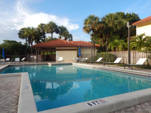5818 Fox Hollow Dr #B, Boca Raton, Florida 33486, image 1
