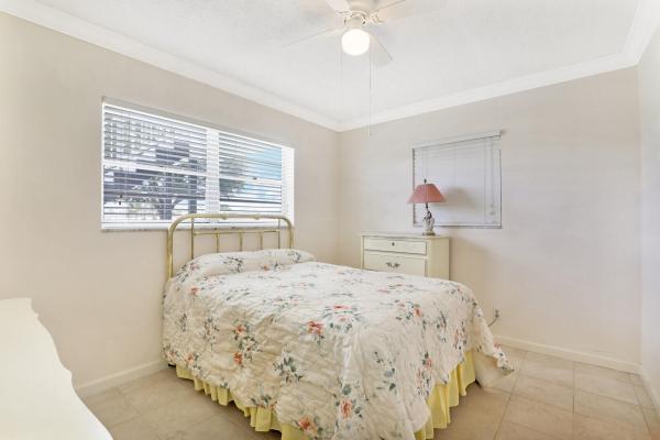 Leisureville Lake, 1113 Lake Ter #101, Boynton Beach, Florida 33426, image 1