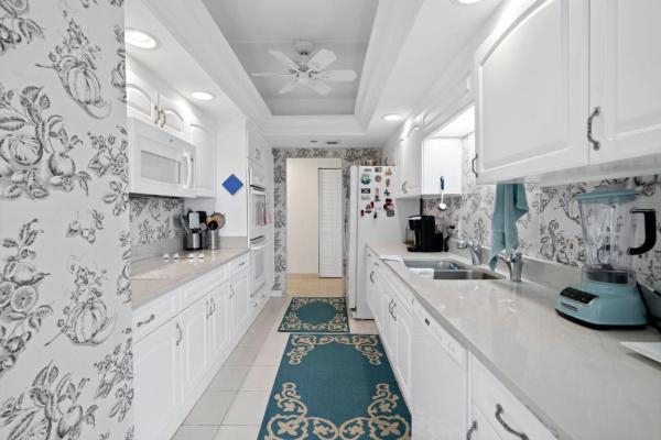 Martinique, 4100 N Ocean Dr #303, Riviera Beach, Florida 33404, image 3
