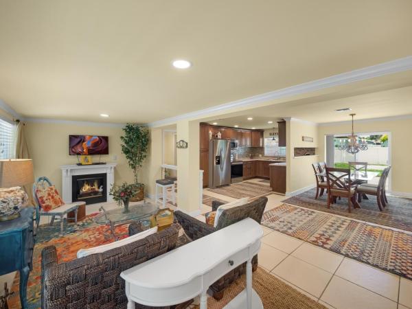 Palm Beach Gardens No HOA, 2427 Country Oaks Ln, Palm Beach Gardens, Florida 33410, image 3