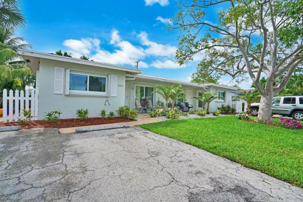 Winfield Park, 2300 NE 5th Ave, Boca Raton, Florida 33431, image 1