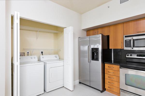 Pineapple Grove Village, 250 NE 3rd Ave #1-317, Delray Beach, Florida 33444, image 1