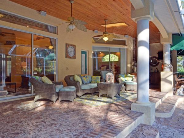 Charleston Oaks, 102 NE Charleston Oaks Dr, Port St. Lucie, Florida 34983, image 3