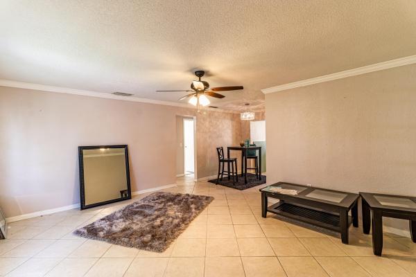 Gold Key Villas, 6870 NW 30th St, Sunrise, Florida 33313, image 1