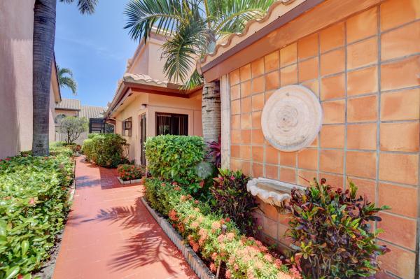 Villa Flora At Boca Pointe, 6466 Via Benita, Boca Raton, Florida 33433, image 3