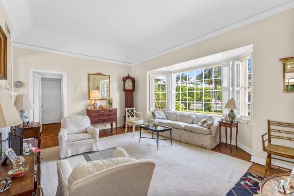 Monterey, 284 Monterey Rd, Palm Beach, Florida 33480, image 2