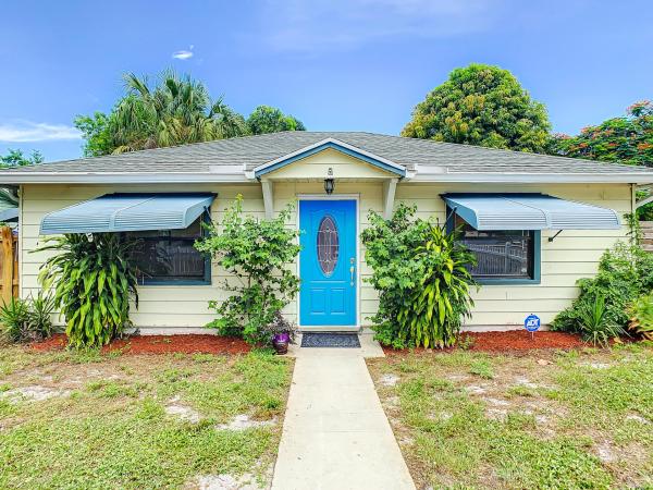 Lakeview Heights, 720 S Pine St, Lake Worth Beach, Florida 33460, image 1