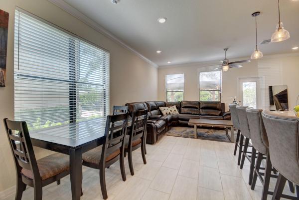 Preston Square, 2850 Bard St, Palm Springs, Florida 33406, image 1