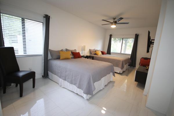 St Tropez, 2105 Lavers Cir #201, Delray Beach, Florida 33444, image 3