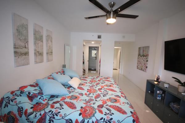 St Tropez, 2105 Lavers Cir #201, Delray Beach, Florida 33444, image 2
