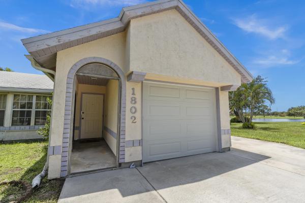 Rainier Lakes At Sandhill Crossing, 1802 SE Wexford Ct, Port St. Lucie, Florida 34952, image 1