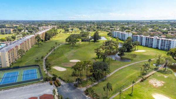 Poinciana Gardens At Poinciana Place, 3212 Strawflower Way #103, Lake Worth, Florida 33467, image 3