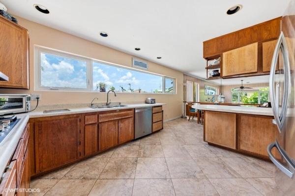 Ocean View Ridge, 420 Sunrise Way, Juno Beach, Florida 33408, image 1