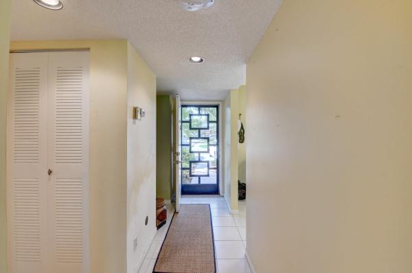Huntington Lakes 3, 7267 Huntington Ln #102, Delray Beach, Florida 33446, image 3