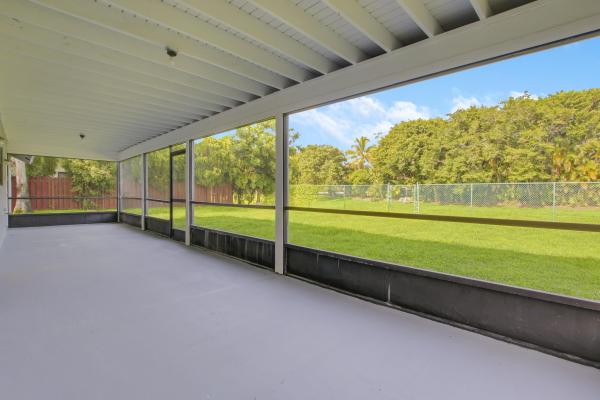 Sugar Pond Manor, 1252 Raintree Ln, Wellington, Florida 33414, image 2