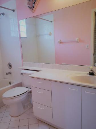 Kingsmill, 6107 Oak Bluff Way, Lake Worth, Florida 33467, image 1