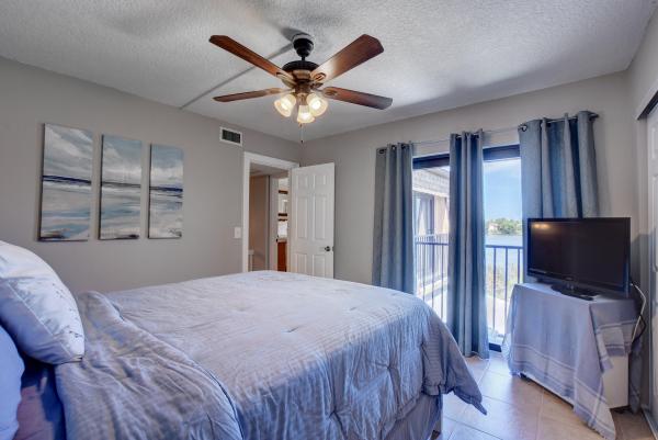 Waterview Estates, 5204 Waterview Cir, Palm Springs, Florida 33461, image 2