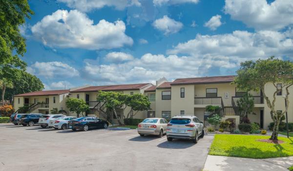 Fairways Of Boca Lago, 21217 Lago Cir #6 E, Boca Raton, Florida 33433, image 1