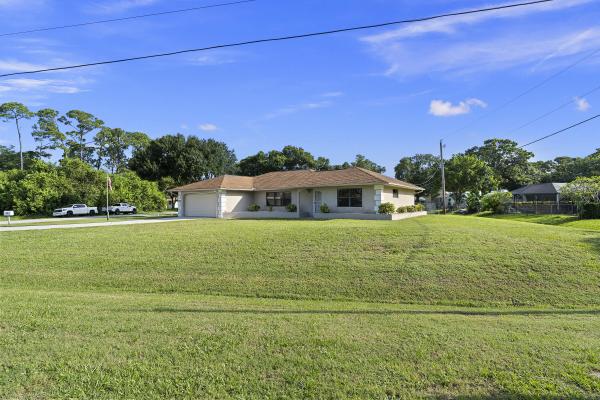 Lakewood Park, 5602 Killarney Ave, Fort Pierce, Florida 34951, image 3