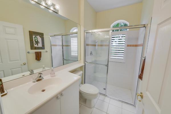 Las Brisas, 186 Las Brisas Cir, Hypoluxo, Florida 33462, image 2